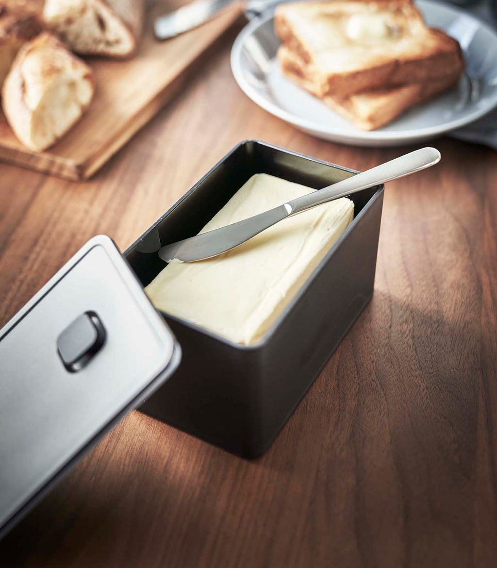 Airtight Butter Dish with Pop-Top Lid